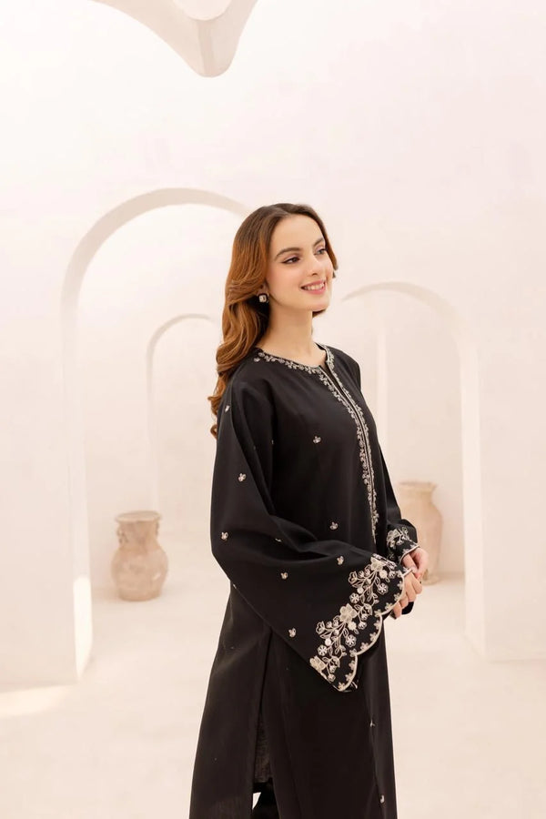 URGE DHANAK 3PC | UNSTITCH EMBROIDERY | D#2318